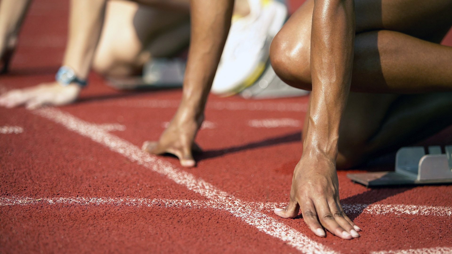 西班牙女足夺得世界杯冠军，西班牙女足世界杯冠军卷发